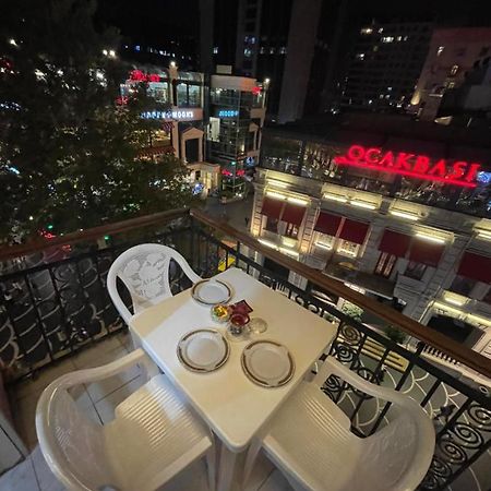 バクーFountain Square-Balconies In Old Townアパートメント エクステリア 写真